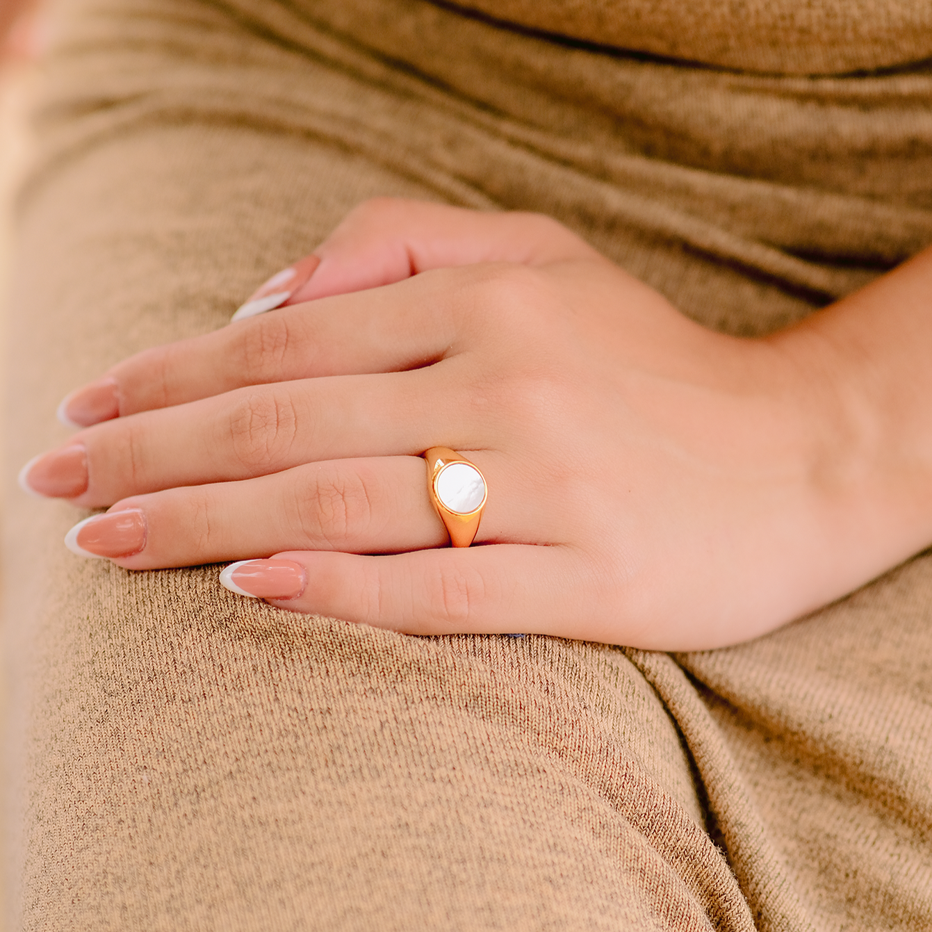 Madre Perla Ring