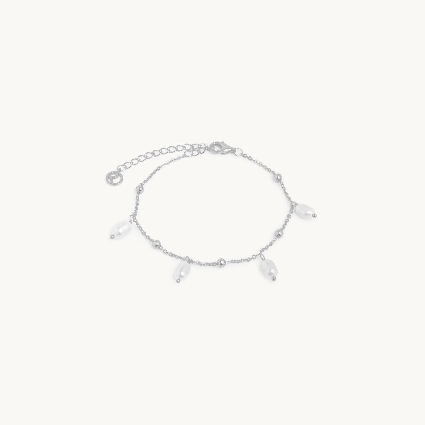 Pulsera de perlas a la deriva