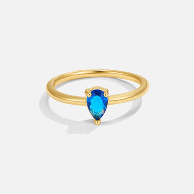 Anillo de gota con piedra de la suerte